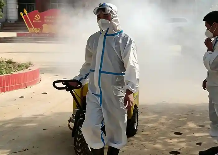 Self Propelled Crop Sprayer Disinfection-3