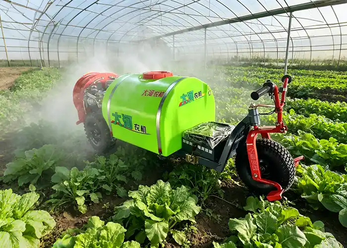 Vegetable field sprayer
